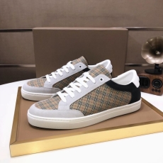 Burberry Low Shoes